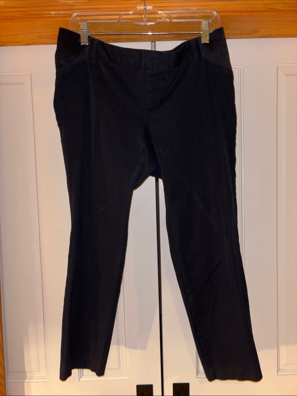 Old Navy Black Maternity Stretch Side Pixie Elastic Panel Pants Size 12